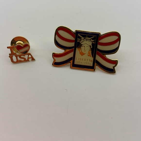 Vintage USA pins Red White and Blue Liberty 2 in 1 bundle - Picture 8 of 10
